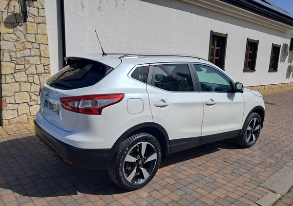 Nissan Qashqai cena 49800 przebieg: 120000, rok produkcji 2015 z Lublin małe 781
